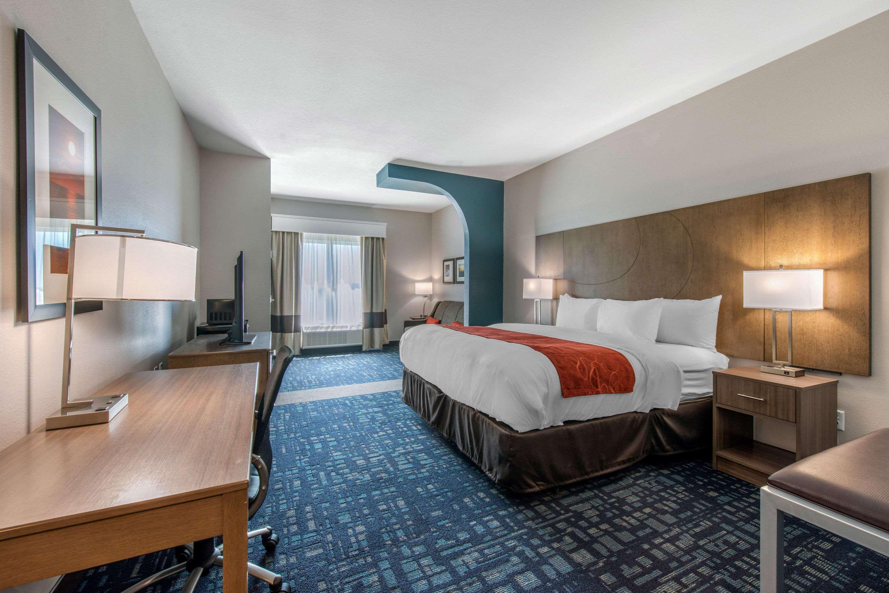 Comfort Suites Fort Lauderdale Airport & Cruise Port Дейния Бийч Екстериор снимка