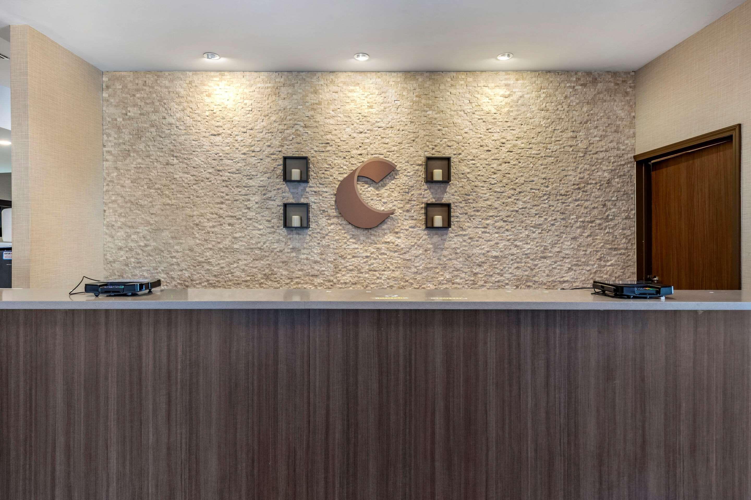 Comfort Suites Fort Lauderdale Airport & Cruise Port Дейния Бийч Екстериор снимка