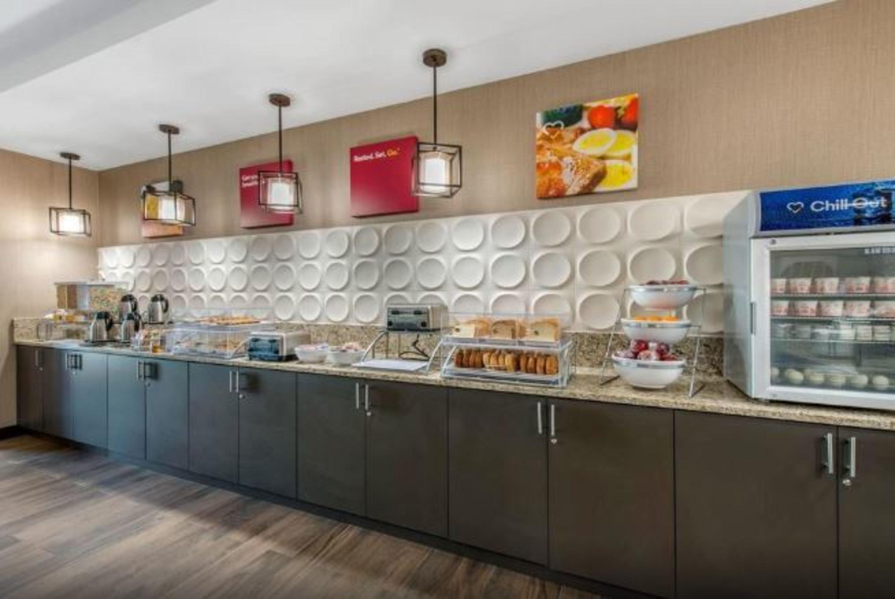 Comfort Suites Fort Lauderdale Airport & Cruise Port Дейния Бийч Екстериор снимка