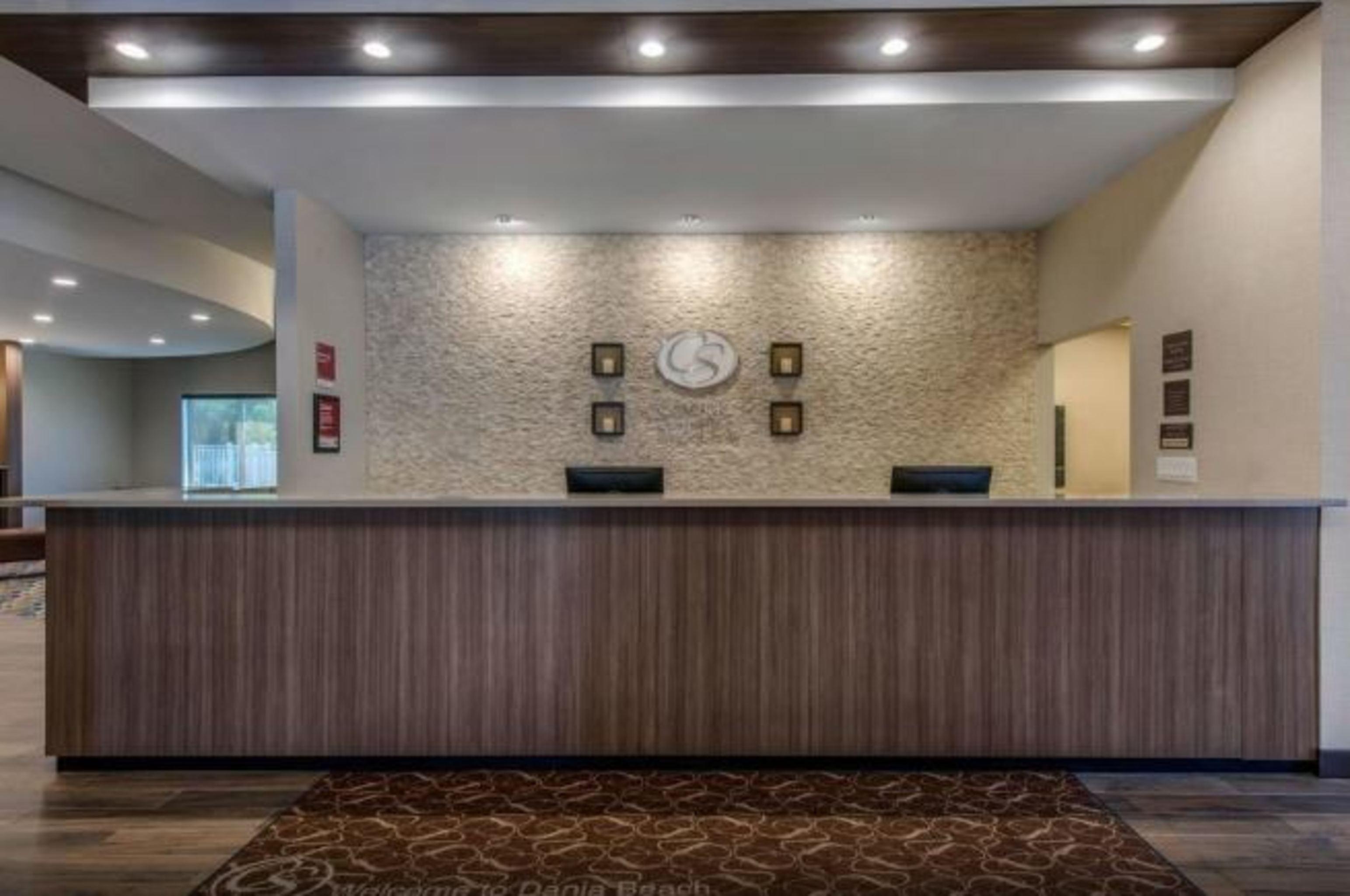 Comfort Suites Fort Lauderdale Airport & Cruise Port Дейния Бийч Екстериор снимка