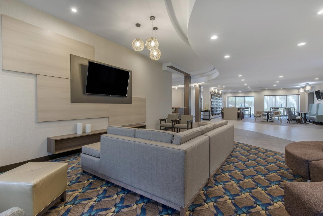 Comfort Suites Fort Lauderdale Airport & Cruise Port Дейния Бийч Екстериор снимка