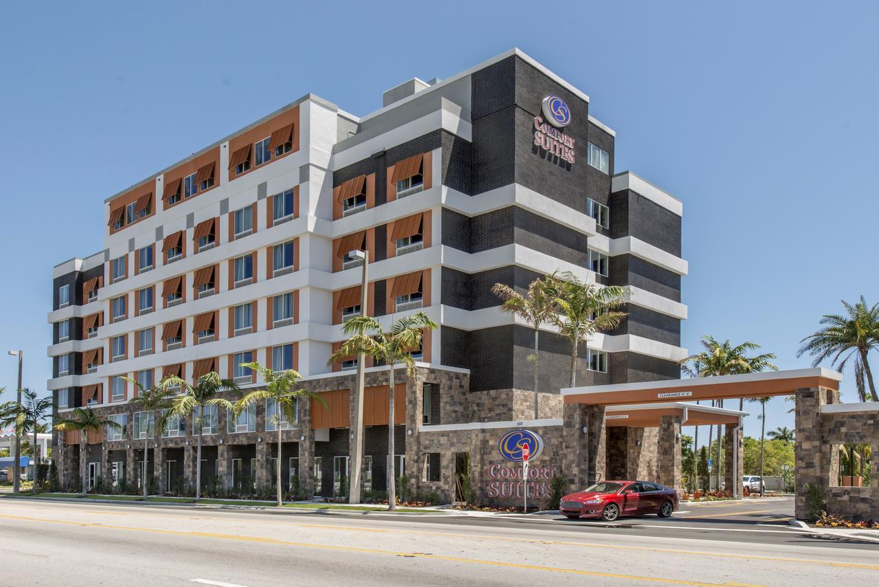 Comfort Suites Fort Lauderdale Airport & Cruise Port Дейния Бийч Екстериор снимка