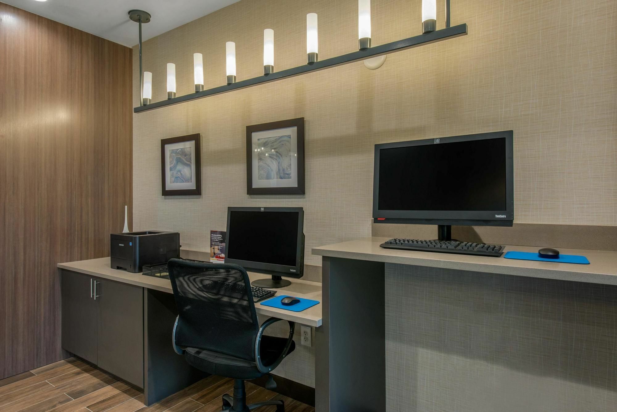 Comfort Suites Fort Lauderdale Airport & Cruise Port Дейния Бийч Екстериор снимка